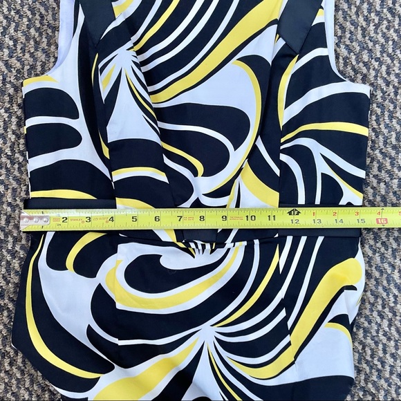 Maggy London Swirl print dress, size 8 $20 - Picture 7 of 11